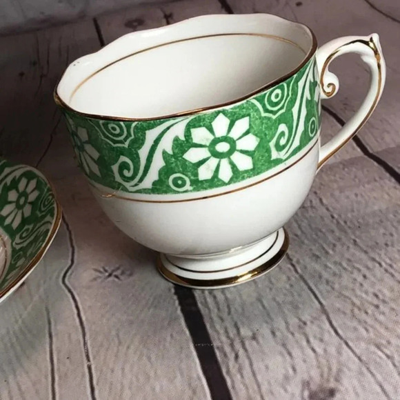 Vintage Roslyn fine bone china england footed cup and saucer - Picture 10 of 10